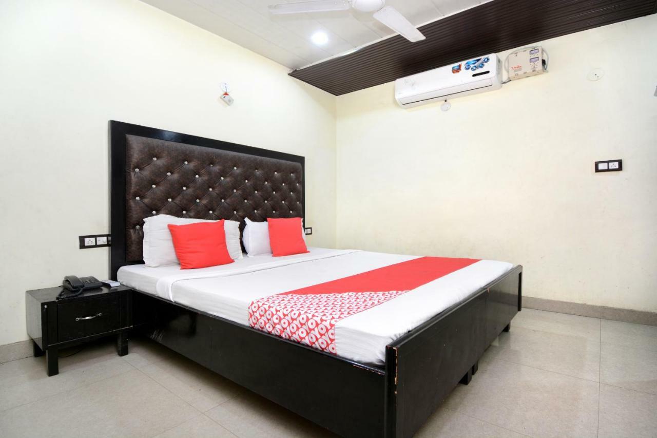 Oyo 29409 Hotel Best Sleep Inn Jalandhar Exterior foto