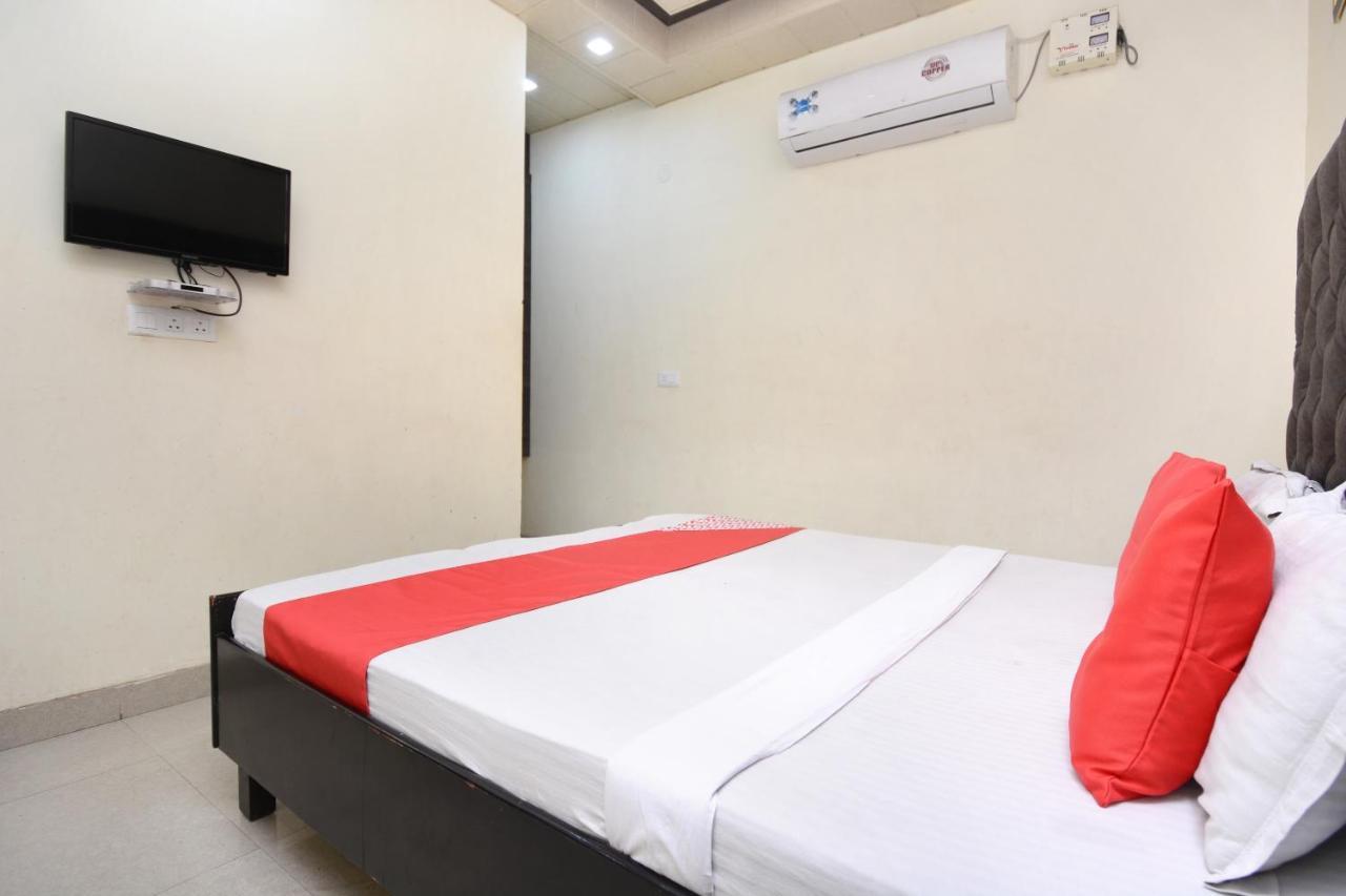 Oyo 29409 Hotel Best Sleep Inn Jalandhar Exterior foto